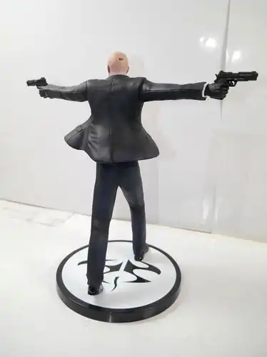 HITMAN Agent 47 Statue Figur SQUARE ENIX Gaya ca.22cm - mit OVP (L)