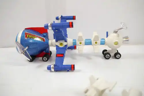 CAPTAIN FUTURE 305 077 254 Pb-78 Future Comet Raumschiff ship POPY Popinica *L