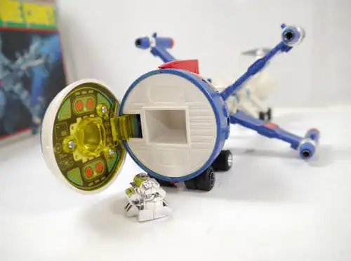 CAPTAIN FUTURE 305 077 254 Pb-78 Future Comet Raumschiff ship POPY Popinica *L
