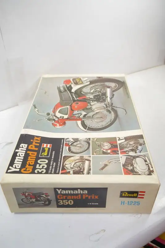 REVELL-H-1225-Yamaha-Grand-
