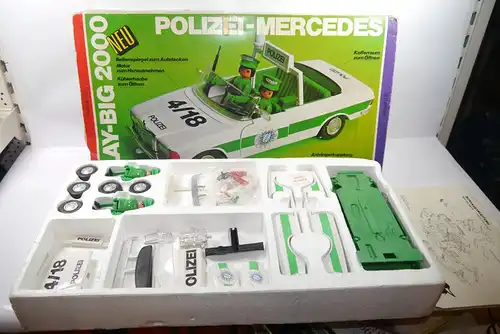 PLAY BIG 2000 Polizei Mercedes  Polizeiauto  mit OVP  1 :20  (KA1)