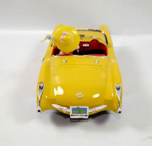 BBURAGO Chevrolet Cabrio gelb yellow Modellauto mit Daisy Figur Disney 1:24 K52
