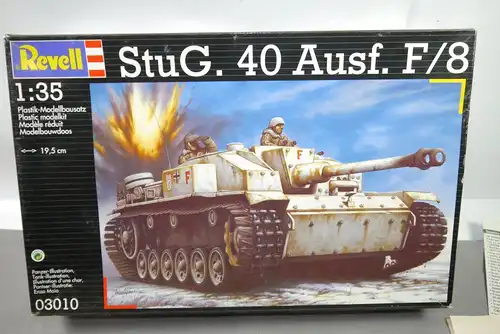 REVELL 03010 StuG.40 Ausf. F / 8   Panzer Tank   Modellbausatz 1:35  F4