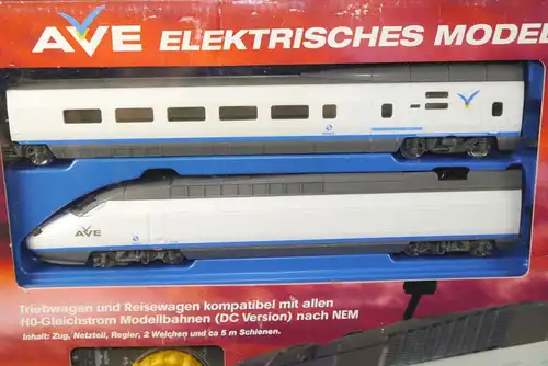 AVE Spanischer High-Speed Mehano Train Komplettset H0 Triebwagen Neu (F18) Z:1