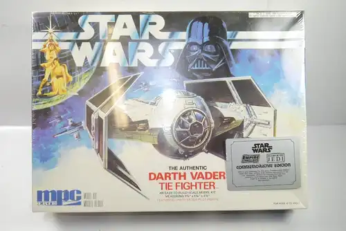 STAR WARS The Authentic Darth Vader Tie Fighter  Modellbausatz MPC ERTL 80er F1