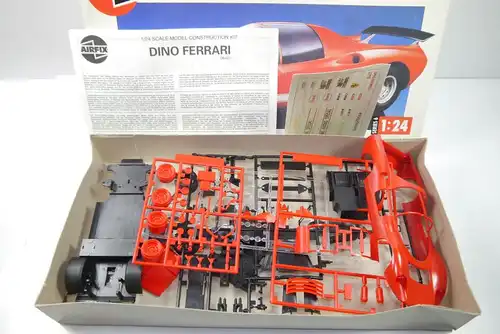 AIRFIX 06401 Dino Ferrari Auto Plastik Modellbausatz 1:24 mit OVP (MF10)