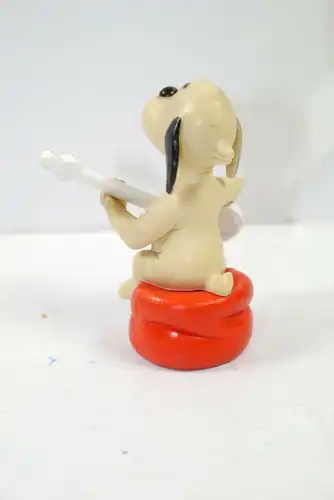 GOEBEL Loriot Wum Hund mit Banjo Figur ( Aktion Sorgenkind ) ca.7cm (K91)