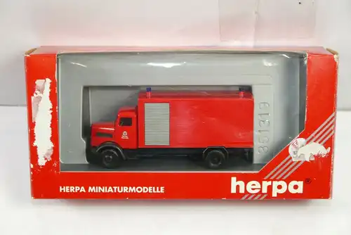HERPA 042833 MAN 750L Gerätewagen Berliner Feuerwehr Modellauto 1:87 (K33) #E