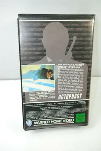 JAMES BOND 007 Collection - Octopussy VHS Kassette / Autogramm Maud Adams (WR2)