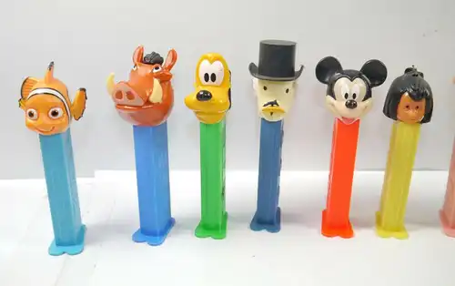 11 x PEZ Spender DISNEY Dagobert Pluto Mickey Donald Duck Nemo Pumbaa Set K78)1