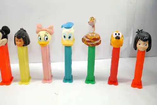 11 x PEZ Spender DISNEY Dagobert Pluto Mickey Donald Duck Nemo Pumbaa Set K78)1