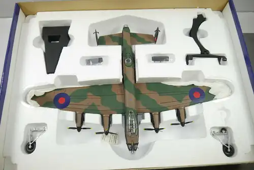 Corgi Avro Lancaster 419 SQN. RCAF VR-A   Flugzeug AA32605  1:72  in  OVP (F25)