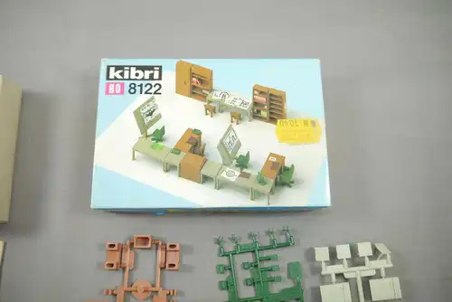 Kibri 8122 Büroeinrichtung  Plastik Modellbausatz H0 ( K27 )