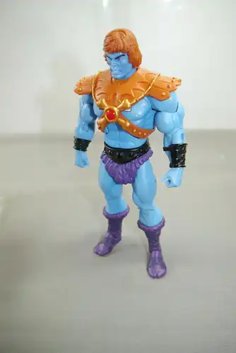 MASTERS OF THE UNIVERSE Classics  Faker Ultimate  SUPER 7 17 cm  (L)A