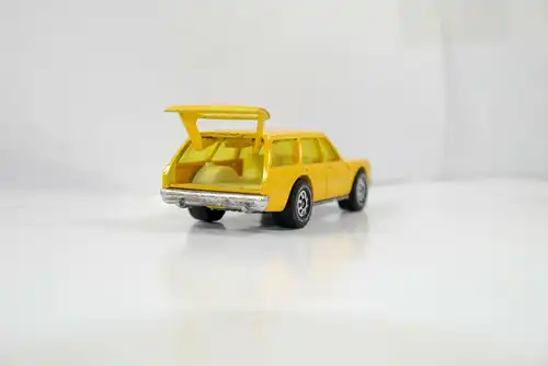 SIKU 1028 / 1322 Ford Granada Turnier gelb Metall Modellauto ca.8cm (K21) #03