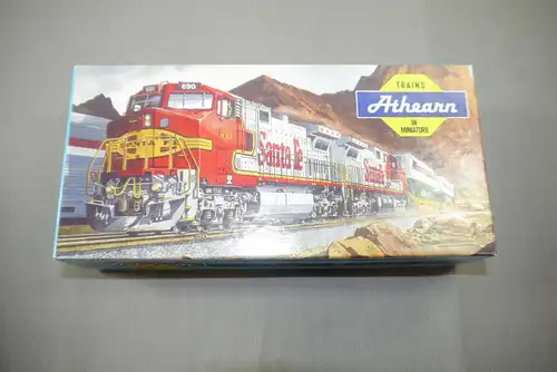 Athearn H0 5051 50´SD Box Car ATSF Super Chief #11007   mit OVP  ( K87 )