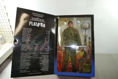 Platoon Charlie Sheen als Pvt. Chris Taylor Actionfigur SIDESHOW 1:6 Neu (L)