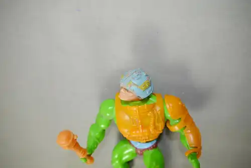 MASTERS OF THE UNIVERSE Motu Man-at-Arms Actionfigur 1981 MATTEL (L)