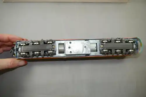 Model power EMD E7 Diesellokomotive  H0 914  (K26)