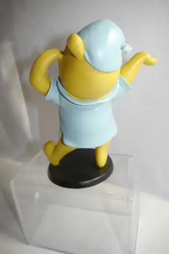 Disney Winnie the Pooh gähnen yawing  classsic  Resin Figur ca. 19cm