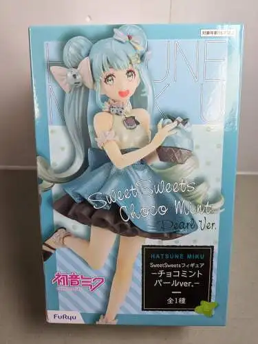Furyu Hatsune Miku Chocolate Mint Pearl Color 17 cm OBA
