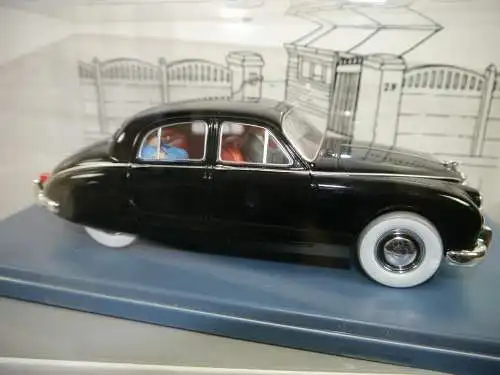 TIM & STRUPPI Tintin Jaguar MK1 Modellauto 29935 Moulinsart 1/24 L