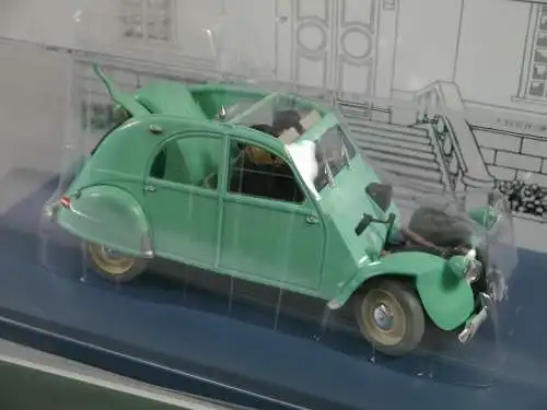 TIM & STRUPPI Tintin 2CA crashes citroen Modellauto 29911 Moulinsart 1/24 (L)