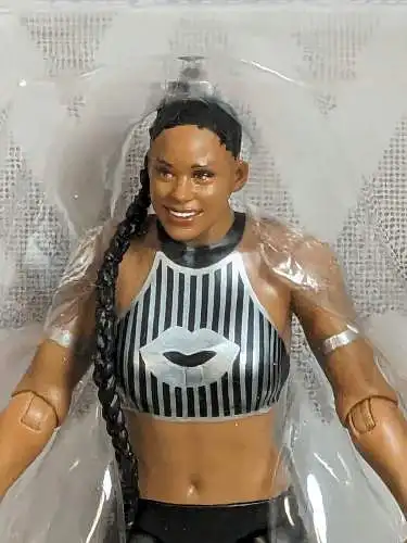 WWE Wrestle Mania  Bianca Belair 16cm Mattel  K27