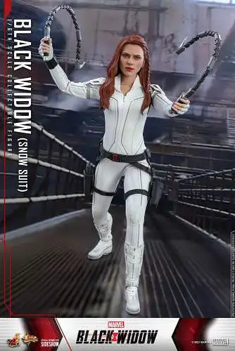 Hot Toys Black Widow Movie Masterpiece Black Widow Snow Suit Vers. 1:6 MMS601