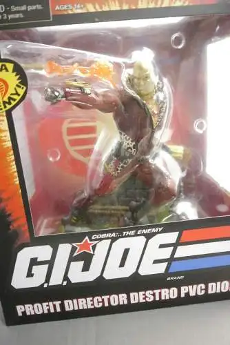 G.I. Joe  A Real American Hero Gallery Destro Profit Director DIMAOND SELECT KBB