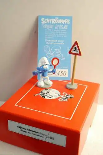 DIE SCHLÜMPFE  Schlumpf mit Verkehrsschild PIXI 6485  Metall Figur  Neu