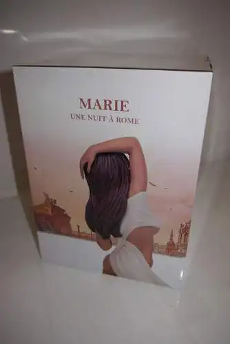 Pin-up Collectoble Marie a night in Rome 2022  lim. ATTAKUS C806 Neu