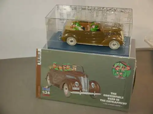 TIM & STRUPPI Tintin  Ford convertible 1937 Modellauto 29950 Moulinsart 1/24 L 
