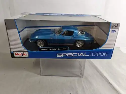 1965 Chevrolet Corvette blau   1/18 Special Edition   Maisto  F30
