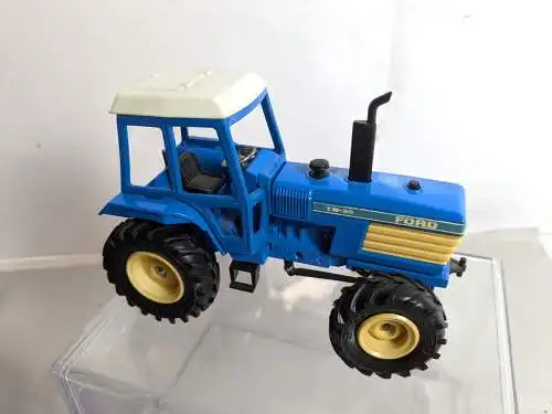 Siku  2855 Ford TW 35 blau die-cast 1/32 mit ovp F23