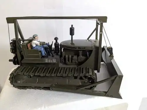 Caterpillar D7 Track-type Tractor WWII  die-cast 1/25 NZG Modell  mit ovp F29