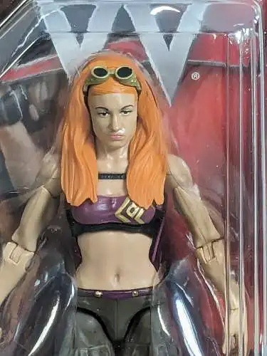 WWE  Divas Becky Lynch  ca. 16cm Mattel DJR70 K27