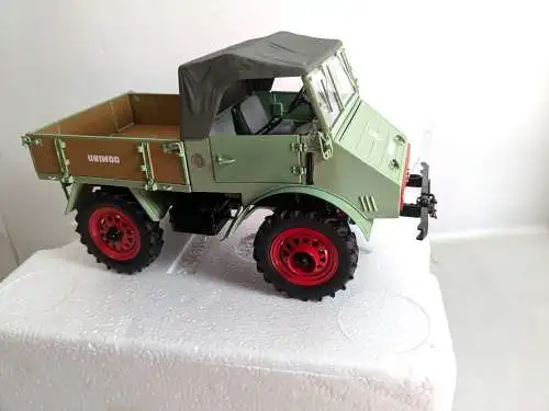 Schuco Unimog 401 mit Wildschwein   1/18 mit ovp   F6