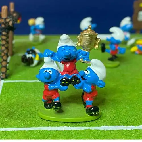 DIE SCHLÜMPFE Smurfs Schlumpf Das Fußballspiel  Pixi 6475 Metall