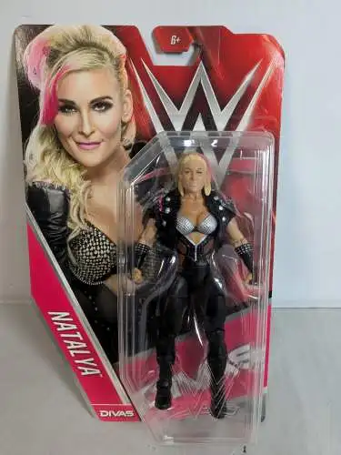 WWE  Divas Natalya 16cm Mattel DJR25  K37