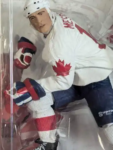 NHLPA Mark Messier Team  Canada Eishockey 2004 Figur ovp McFarlane K8