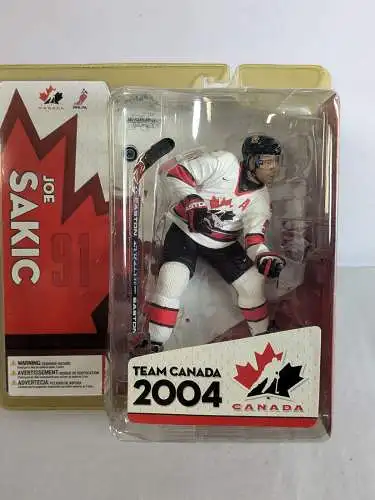 NHLPA   Joe Sakic  Team  Canada Eishockey 2004 Figur ovp McFarlane K8