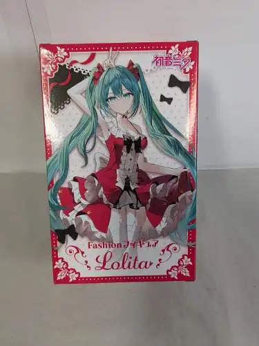 Taito Hatsune Miku  Fashion (Lolita Version) PVC Statue 18 cm  2E