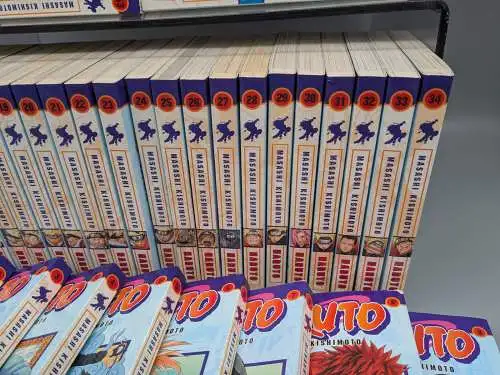 Natuto 1-72 komplett + 4x Schriften   1. Auflage Carlsen Manga Deutsch    B7