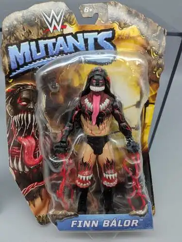 WWE  Mutants Finn Bálor Actionfigur Mattel DXG67  K29