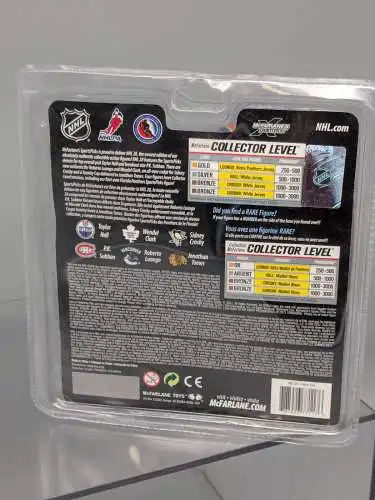 NHL Taylor Hall  Eishockey Serie 28 Figur ovp McFarlane K6
