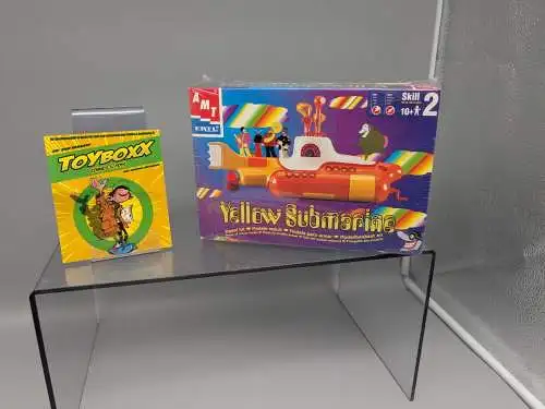 Yellow Submarine AMT Model Kit  30097 Bausatz  1999   F4