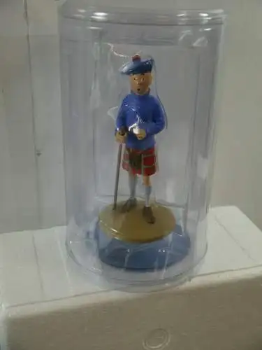 TIM & STRUPPI Tintin im Kilt  Figur MOULINSART ca.12 cm 42192 
