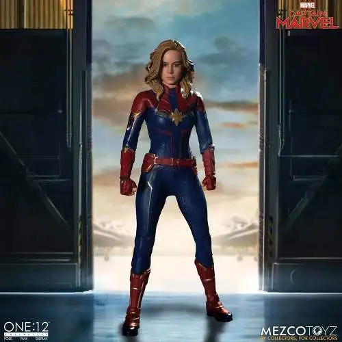 Captain Marvel Actionfigur 1/12 16 cm The One:12 Collective  MEZCO OAA