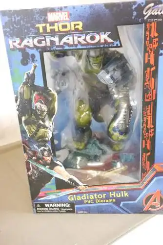 Thor Ragnarok Marvel Gallery Hulk PVC Statue  30 cm OBI